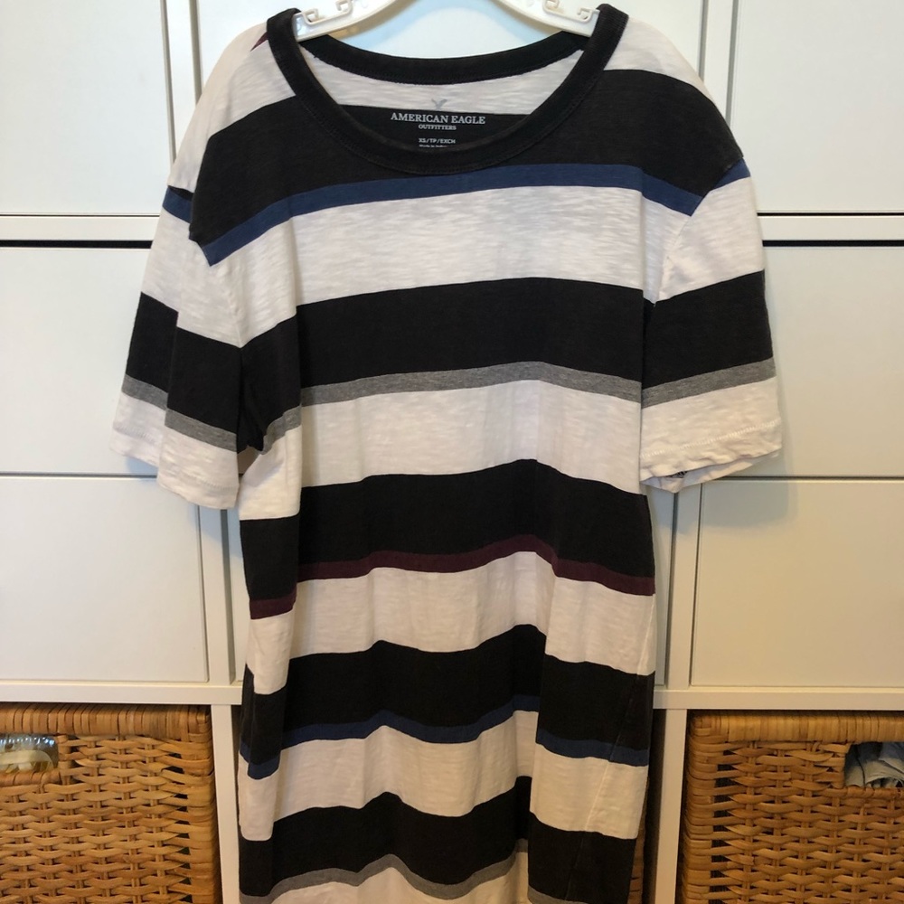 3/$10 Men’s Old Navy Short Sleeve Shirt Size XS